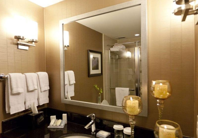 اتاق استاندارد سه نفره, Yotel Porto