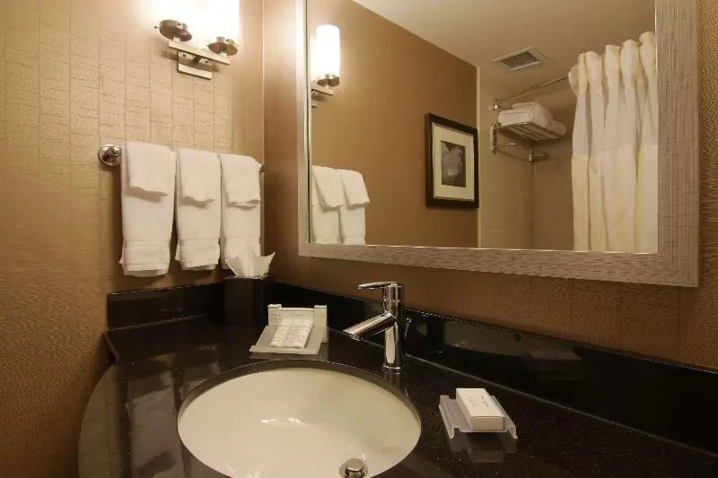 Standard Kolmen Hengen Huone, Yotel Porto