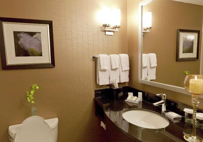 اتاق استاندارد سه نفره, Yotel Porto