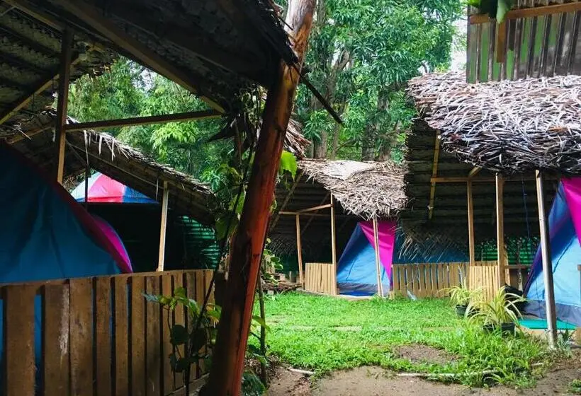 Standard Tent, Another World Hostel Sigiriya