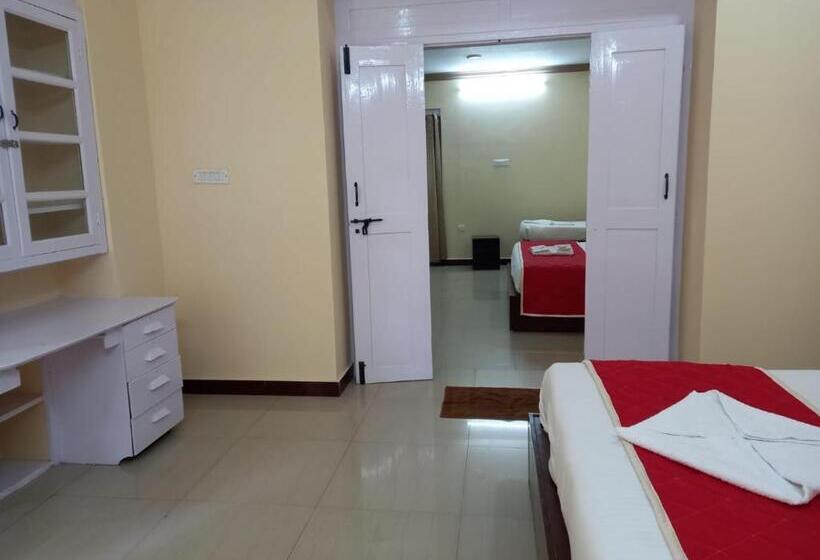 Четырехместный номер Премиум, Bruton Resorts