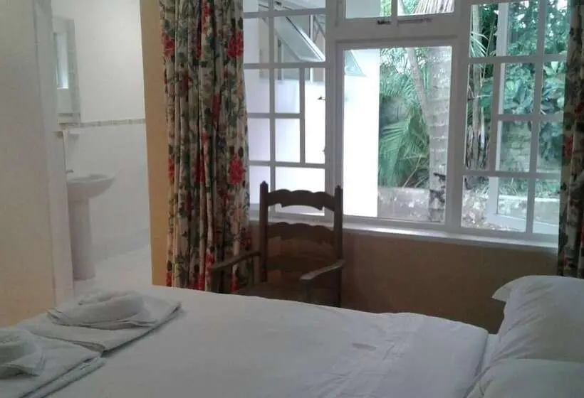 スタンダードルーム, The Whitehouse Bed And Breakfast