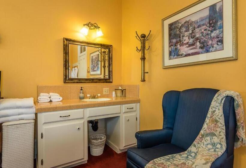 Номер Стандарт, Kaleidoscope Inn & Gardens