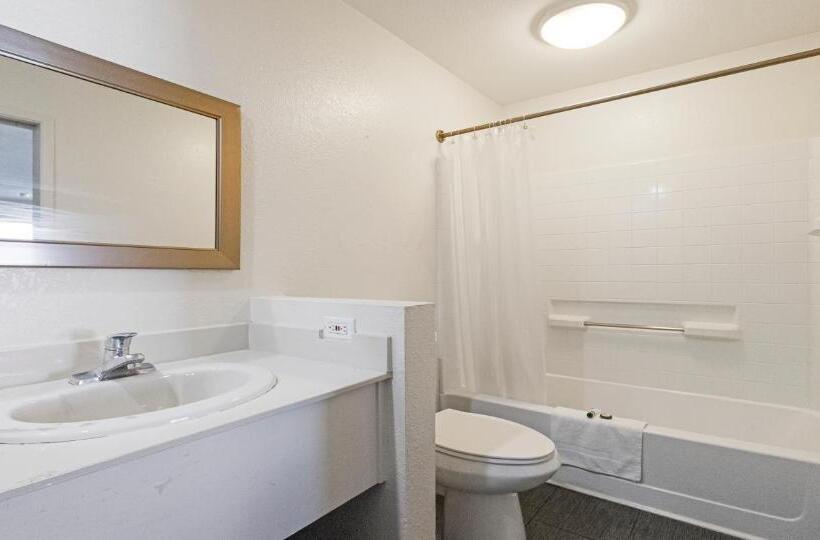 Стандартный Номер Кровать Кинг, Budget Inn And Suites Stockton Yosemite