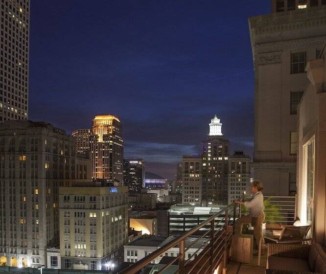 Premium Room City View, International House