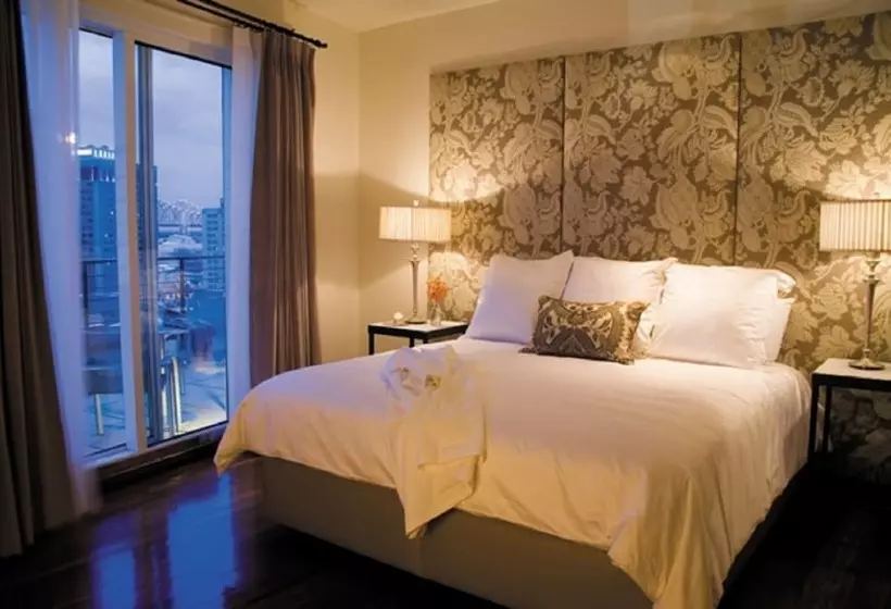 اتاق پنت هاوس, International House