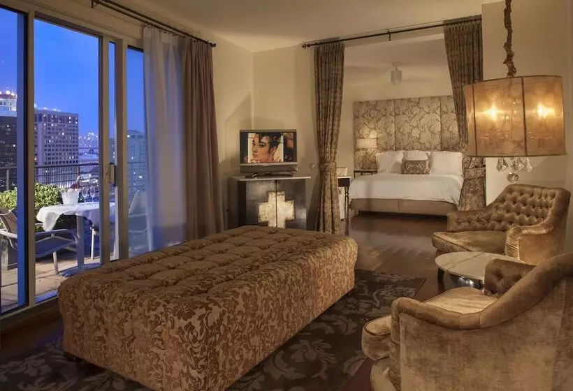 اتاق پنت هاوس, International House