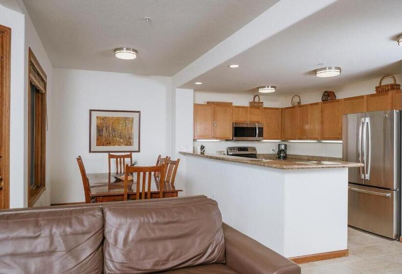 آپارتمان 2 خوابه, Juniper Springs Resort