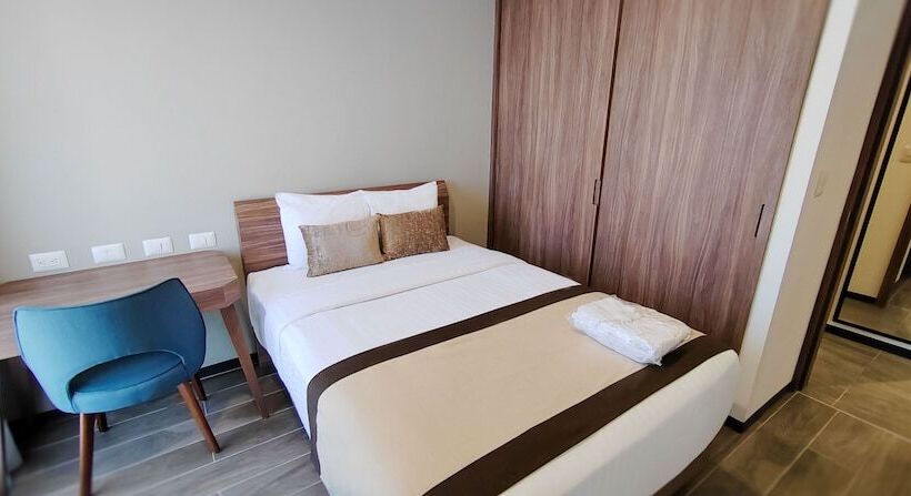 Люкс Superior, Fujitaya Querétaro