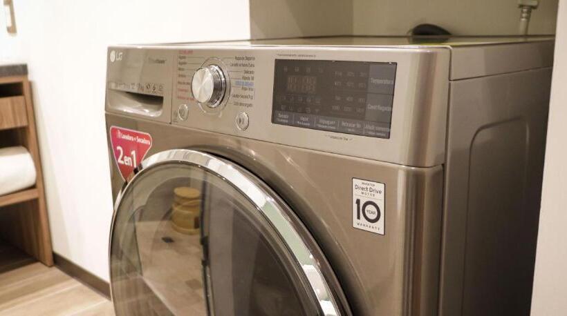 Люкс Deluxe Кровать Кинг, Fujitaya Querétaro