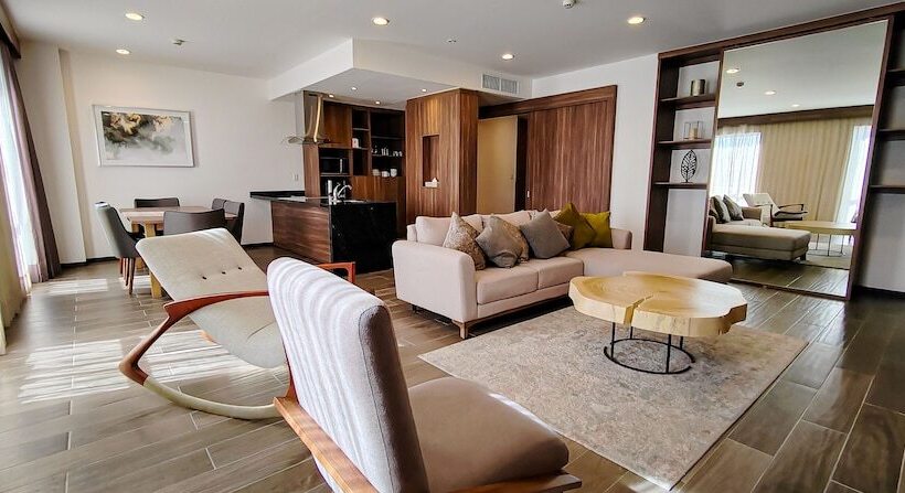 Президентский Люкс, Fujitaya Querétaro