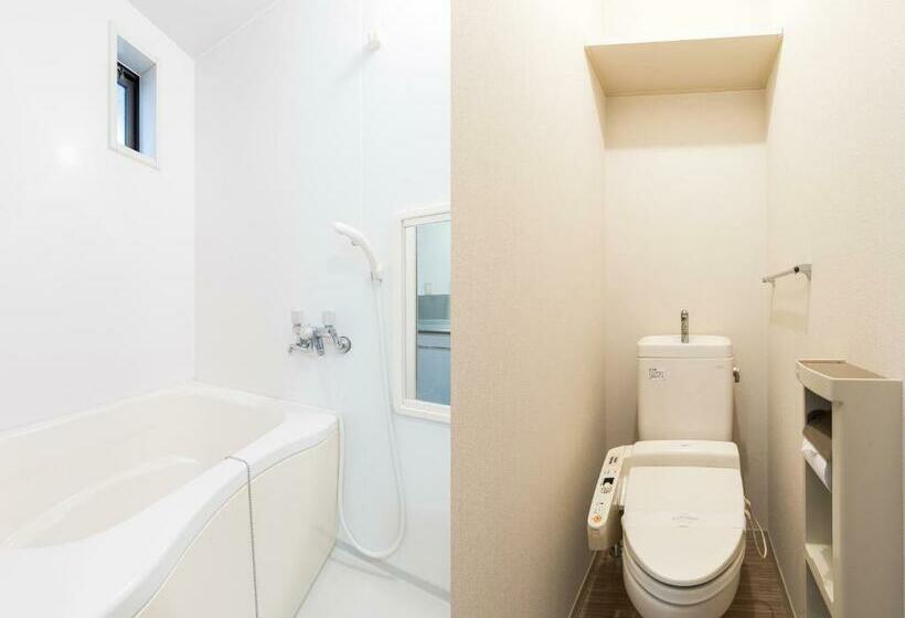 标准三人间, Isokaze By Oyo Rooms