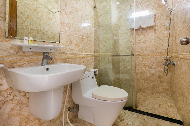 اتاق لوکس خانوادگی, Thanh Dat