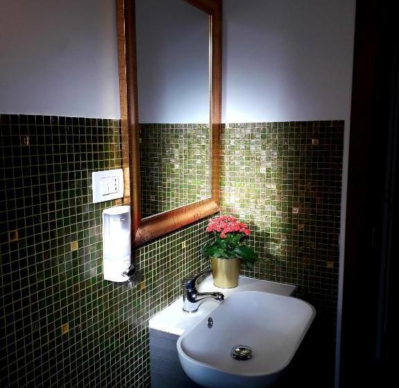 اتاق لوکس, Palazzo Dei Catenielli 63 B&b