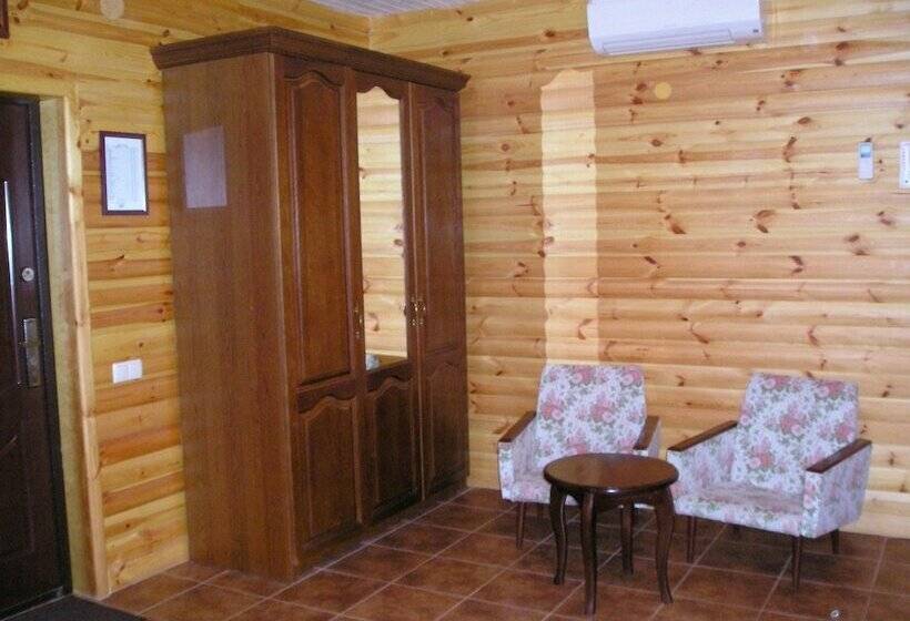 خانه 1 خوابه, Chervona Kalyna