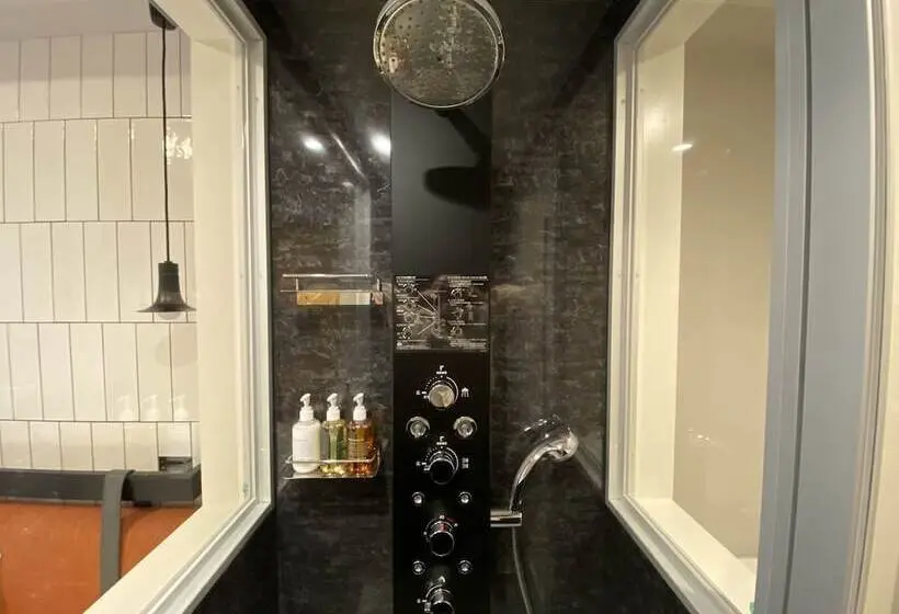 اتاق کلاس بیزنس, Cocktail Stay Naha