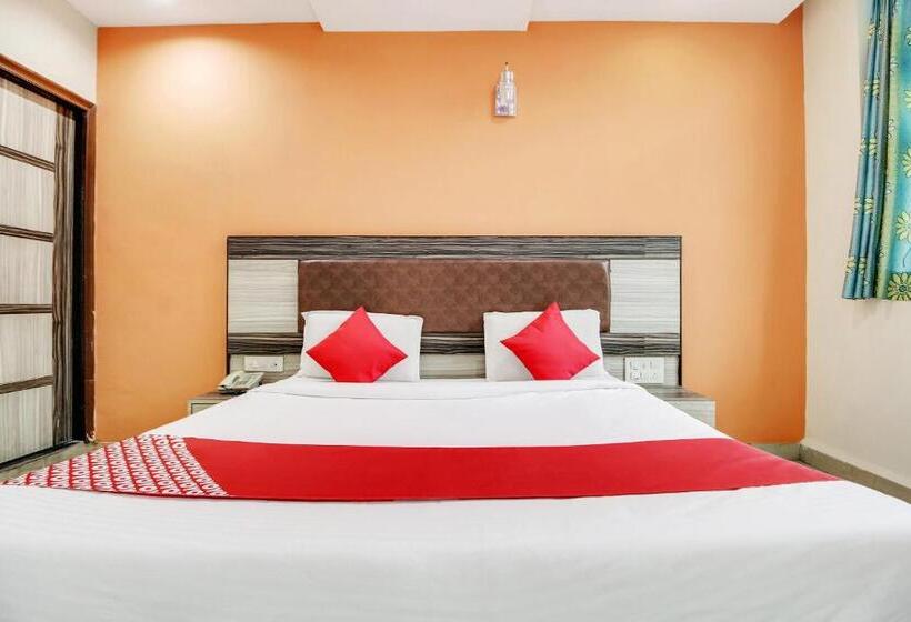 Трехместный Номер Deluxe, O Tulsi Palace