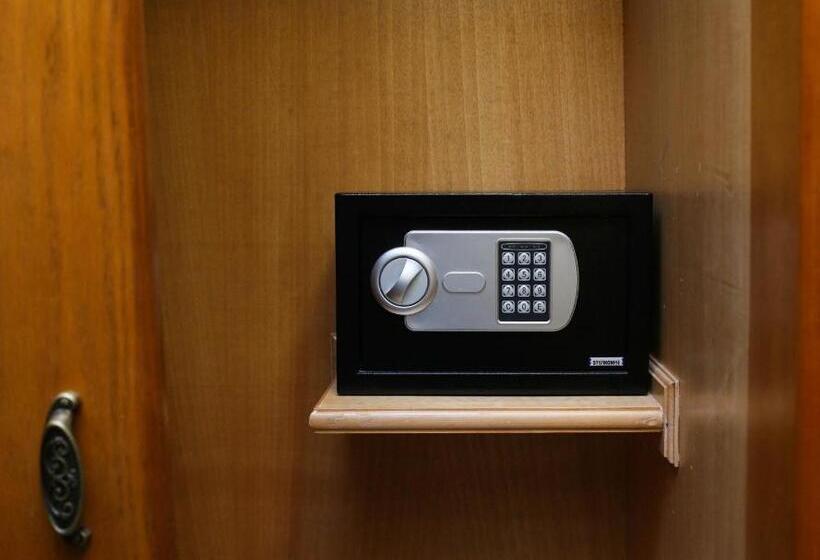 سوییت, Teba Hotel Ras Elbar