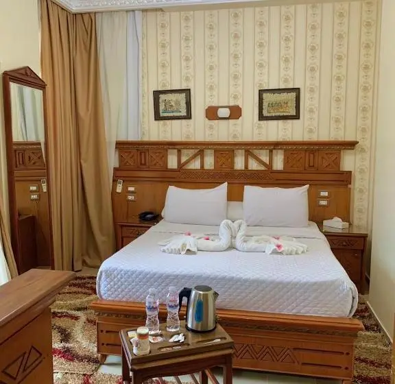 سوییت, Teba Hotel Ras Elbar