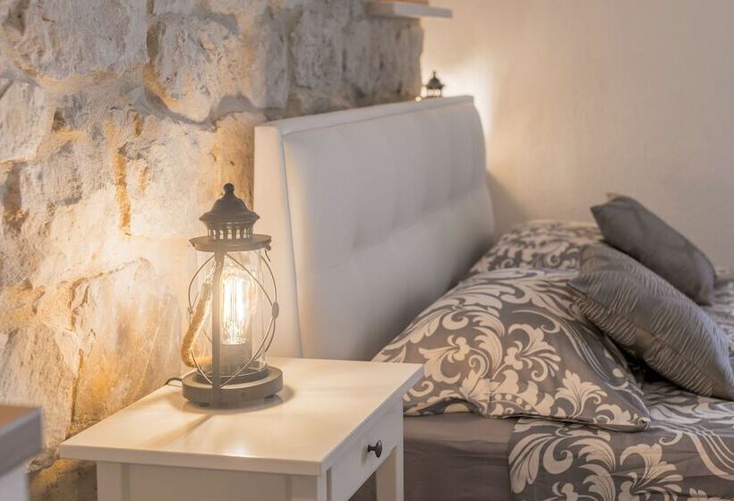 آپارتمان لوکس 1 خوابه, Apartments & Rooms Dujam