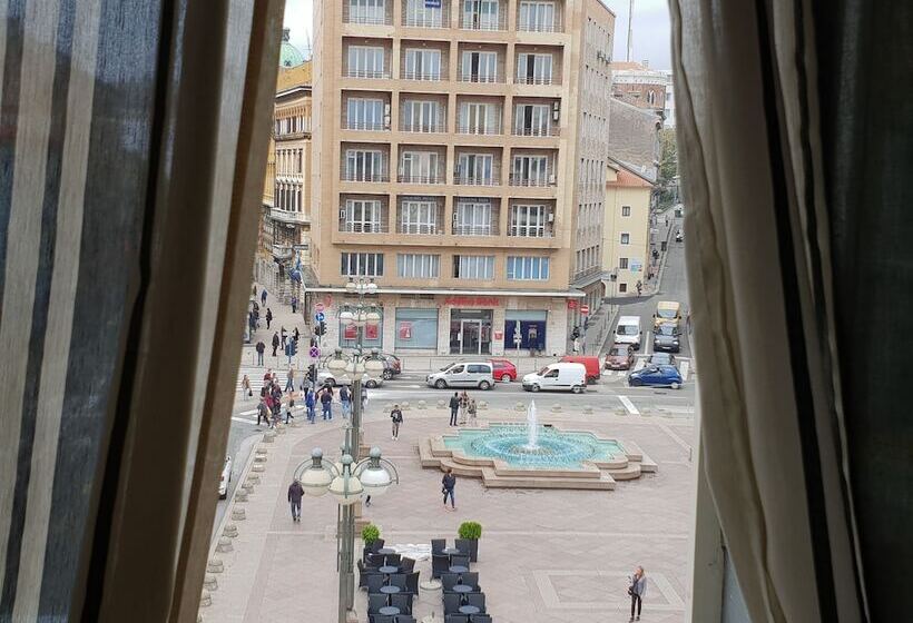 חדר סטנדרט חדר אמבטיה משותף, Hostel Morcic Ri