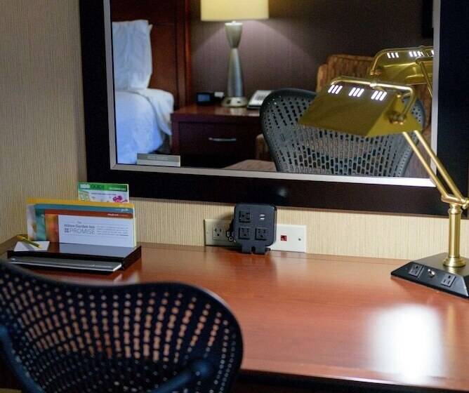 标准间带双人床, Hilton Garden Inn Kennett Square