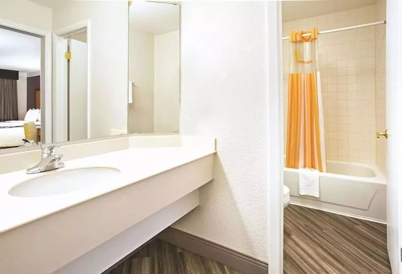 ２ダブルベッドのスタンダードルーム, La Quinta Inn By Wyndham Denver Westminster