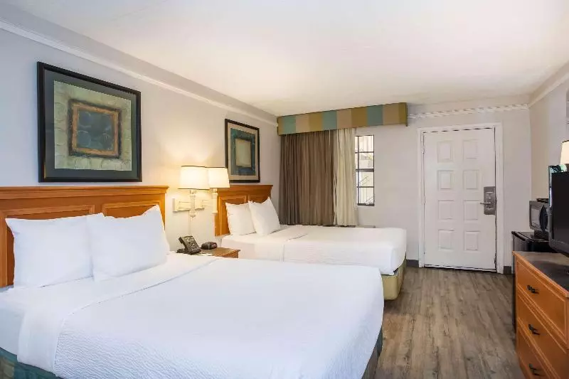 デラックスルーム, La Quinta Inn By Wyndham Tallahassee North