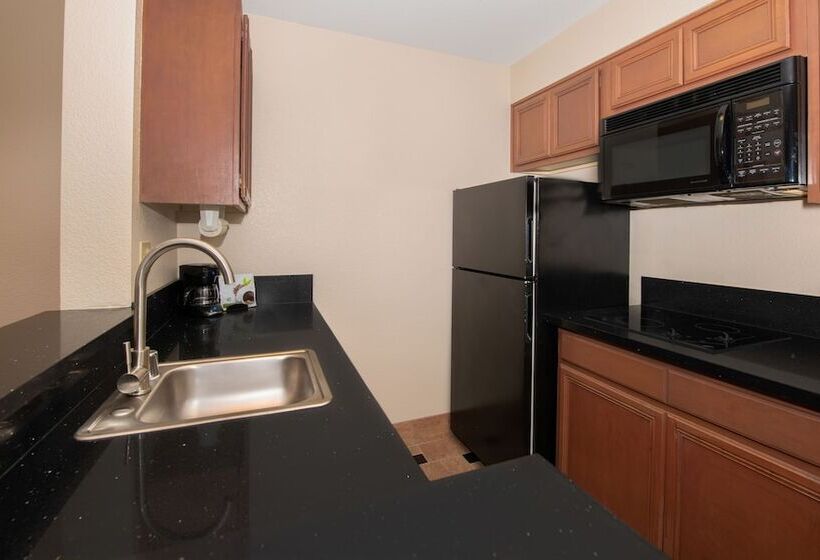 سوییت اجرایی, Larkspur Landing Extended Stay Suites South San Francisco