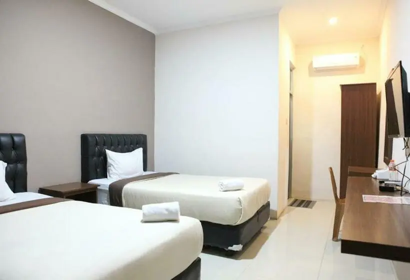 Quarto Deluxe, Rahayu Hotel Cirebon