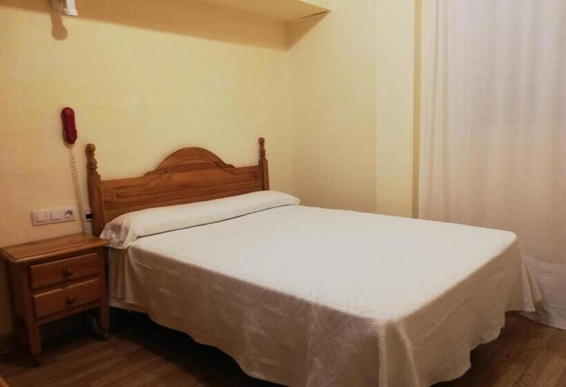 Номер Стандарт Индивидуальный, Labella María