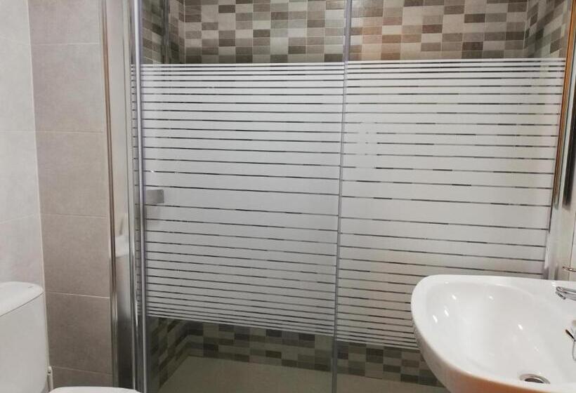 Четырехместный Номер Стандарт, Labella María