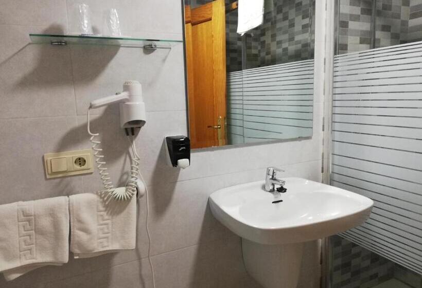 Четырехместный Номер Стандарт, Labella María