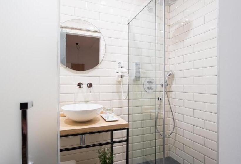 اتاق خانوادگی, Pensión Arroka