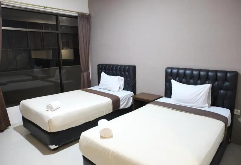Quarto Deluxe, Rahayu Hotel Cirebon