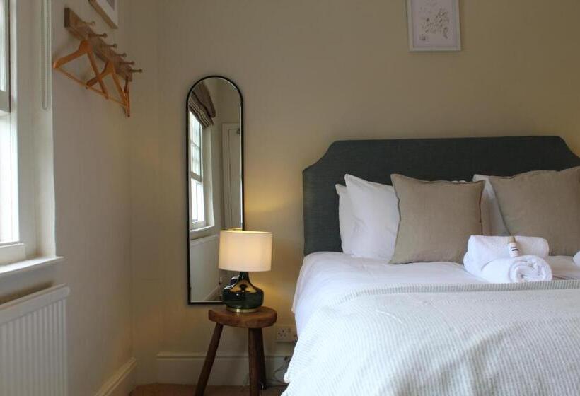 标准间, The Grosvenor Arms