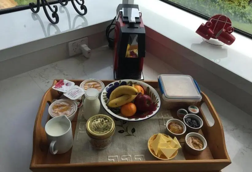 اتاق لوکس با چشم‌انداز باغ, The Garden Room At Te Anau Country Accommodation