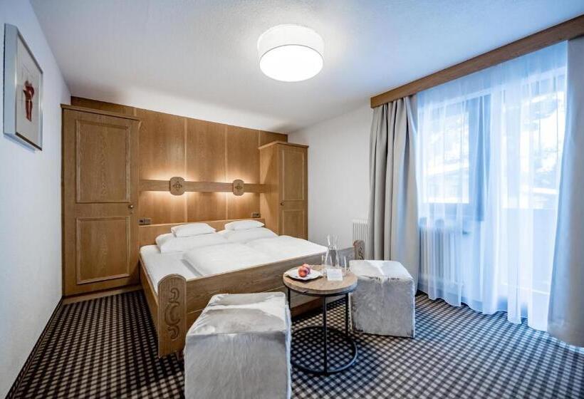 Pokój Standard z Balkonem, Bed & Breakfast Fender