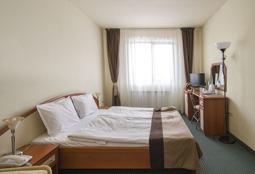 غرفة قياسية مطلة على الجبل, Kamena Pamporovo