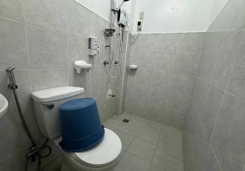 اتاق استاندارد, Reddoorz Near Mariners Legazpi