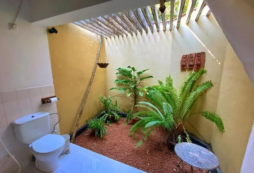 اتاق سوپریور سه تخته, Ging Oya Lodge