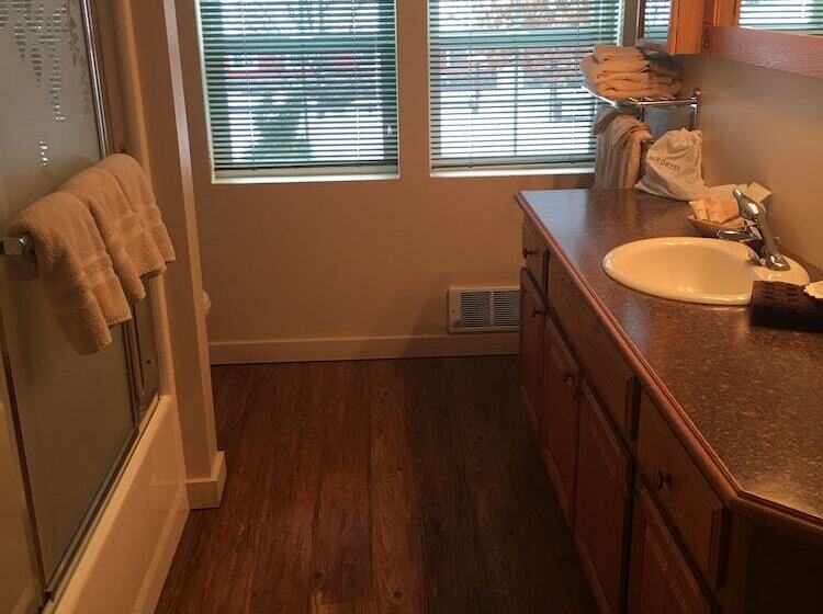 דירת חדר, Beaver Valley Lodge