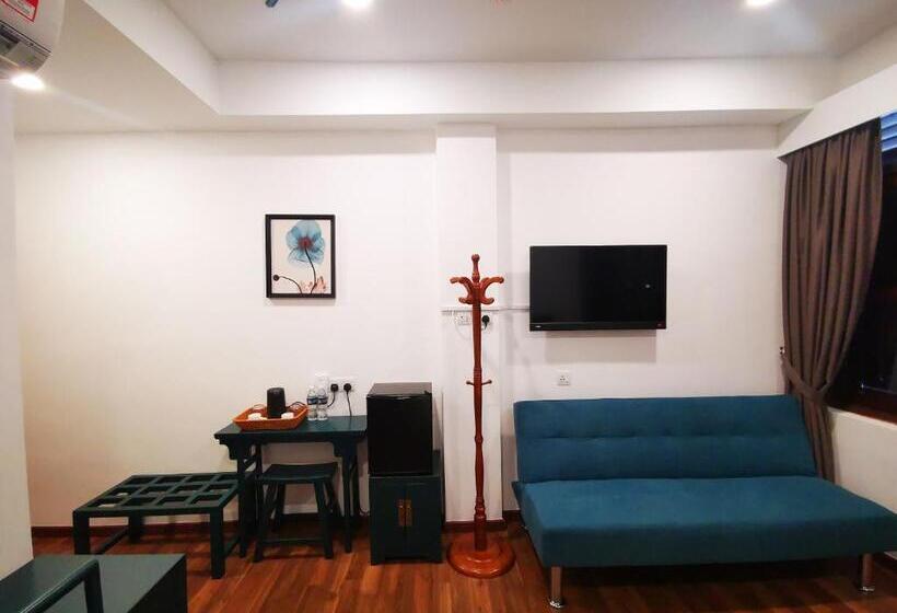 带大床的豪华间, Mclane Boutique