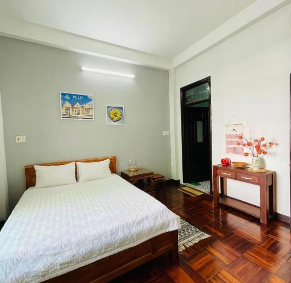 اتاق استاندارد, Nắng Homestay