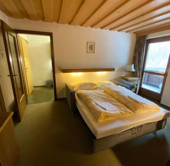 إستوديو قياسى, Chalet Elfie