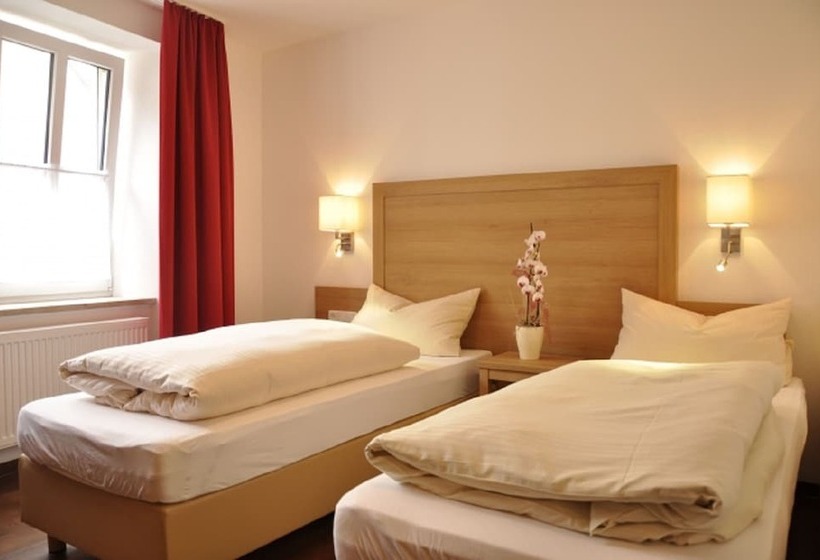 Номер Стандарт, Gasthof Zum Goldenen Lamm