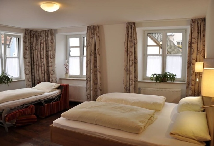 标准三人间, Gasthof Zum Goldenen Lamm