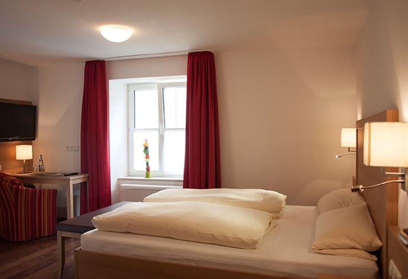 Номер Стандарт, Gasthof Zum Goldenen Lamm