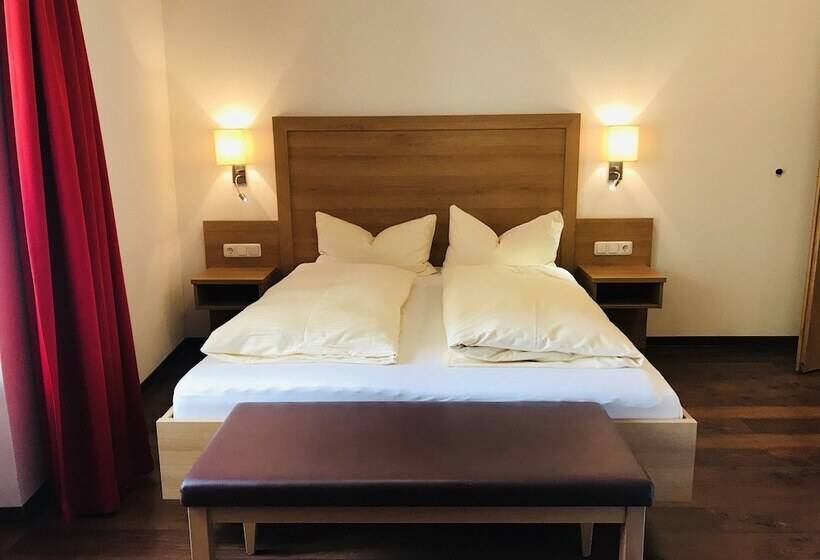 Номер Стандарт, Gasthof Zum Goldenen Lamm