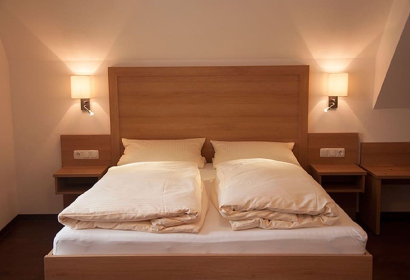 Номер Стандарт, Gasthof Zum Goldenen Lamm